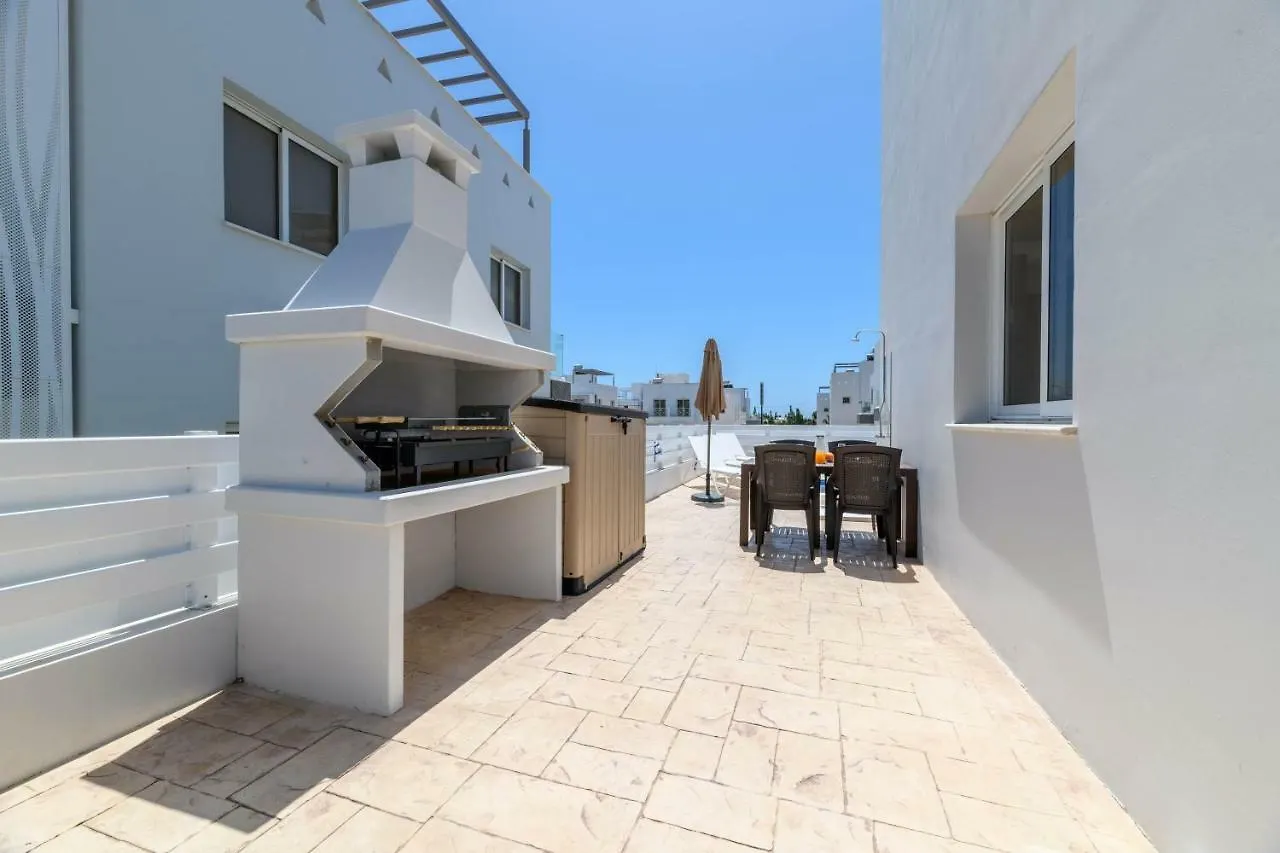 Nissini Villa #4 Ayia Napa