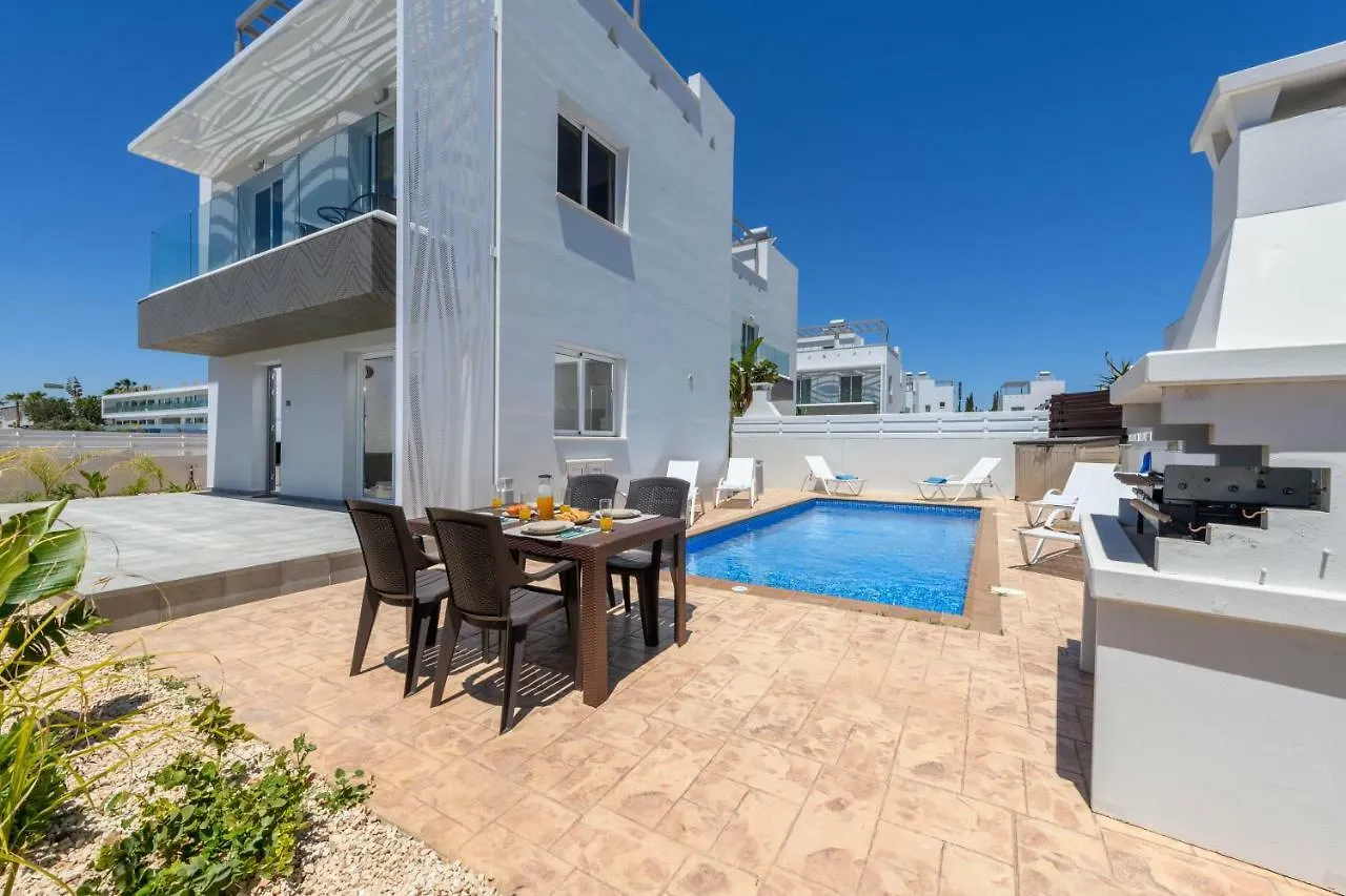 Nissini Villa #4 Ayia Napa